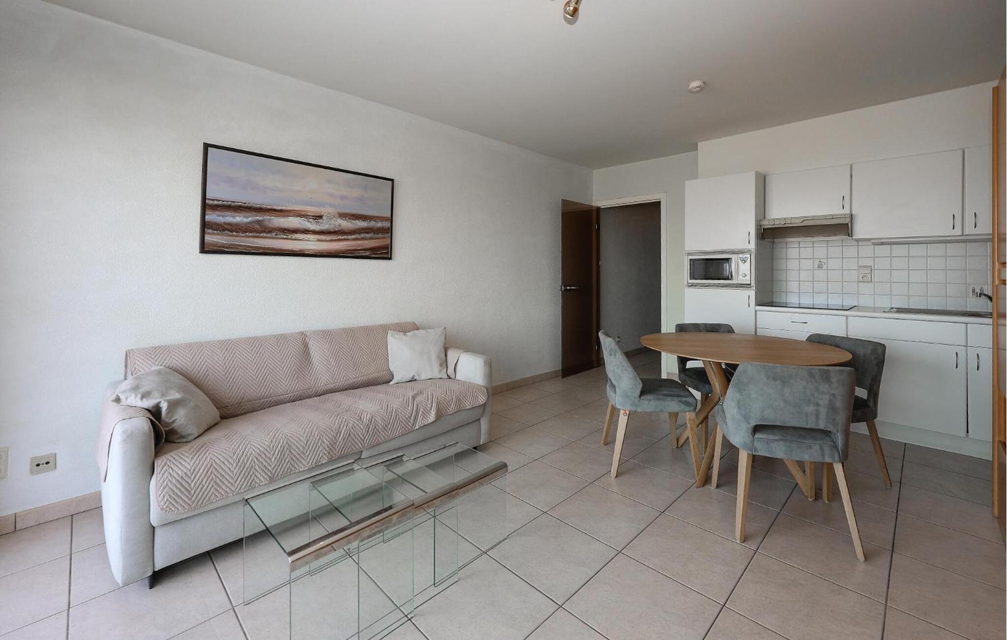 Awesome Apartment In Oostende With House Sea View Luaran gambar